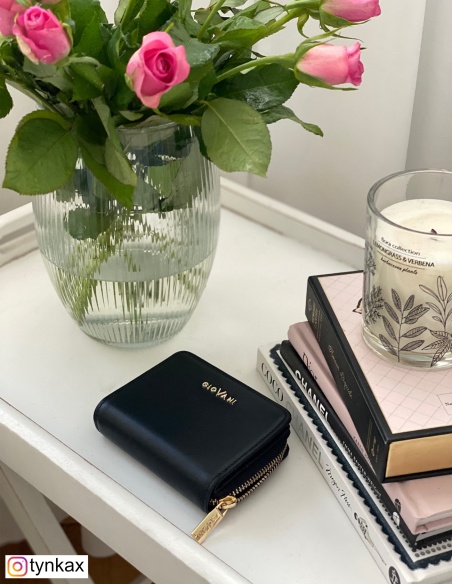 Skórzany portfel damski...