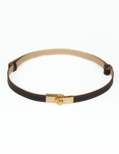 Ciemnobrązowy skórzany pasek damski...