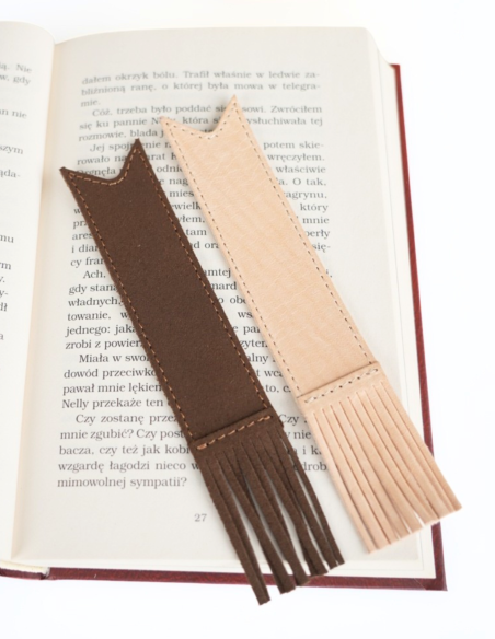 Zakładka do książki ze skóry