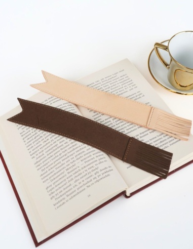 Skórzana zakładka do książki