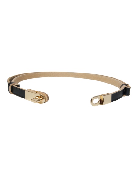 Czarny skórzany pasek...