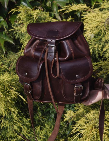 Skórzany mały plecak damski...