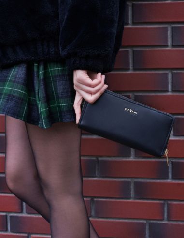 Skórzany portfel damski na zamek...