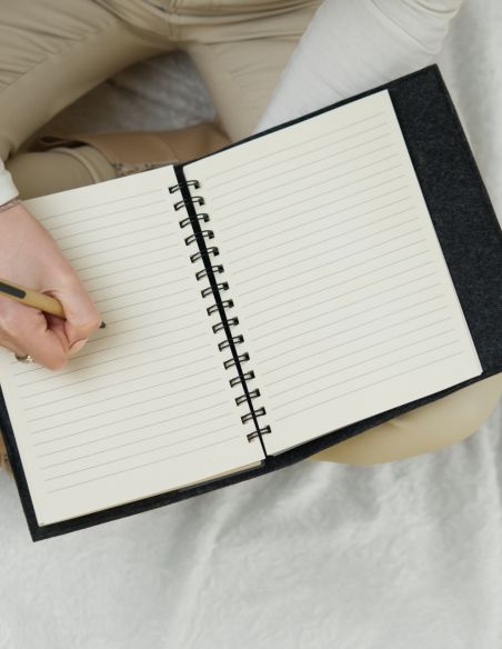 Okładka filcowa z notesem...