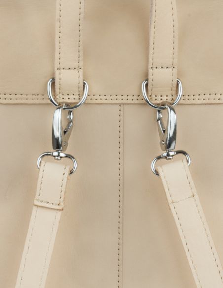 Beżowy plecak damski...