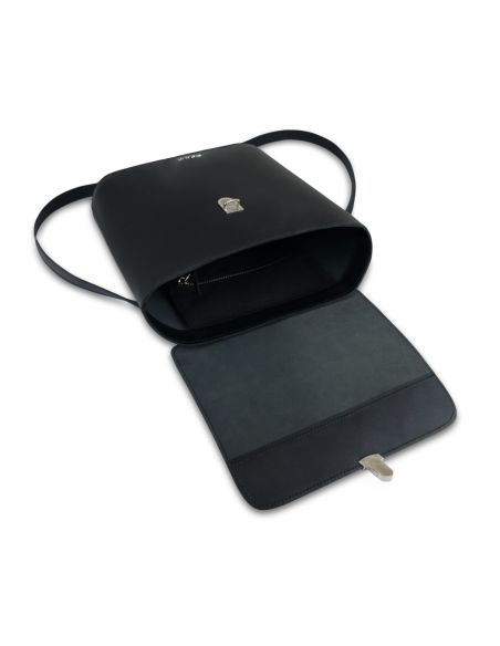 Czarny plecak damski...