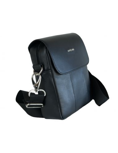 Mała listonoszka z logowanym paskiem...