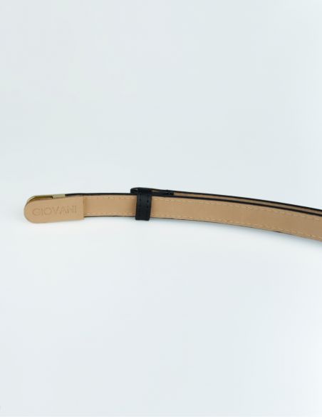 Czarny skórzany pasek...