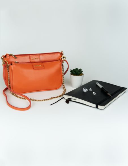 Skórzana torebka 2w1 marki...