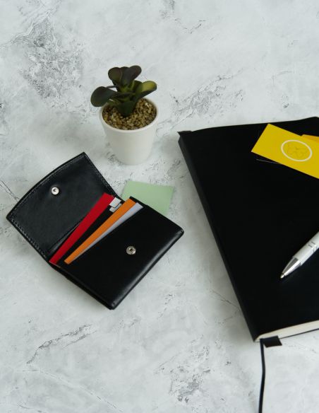 Etui na karty płatnicze ze...