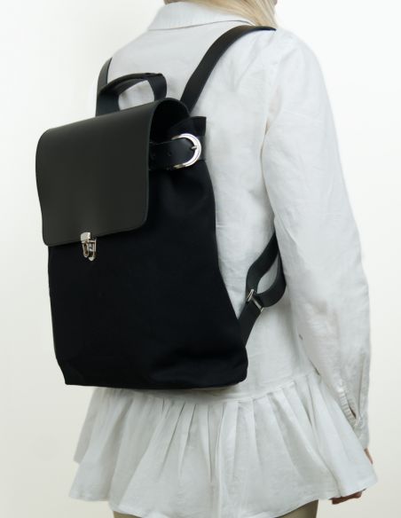 Plecak ze skórzanymi...