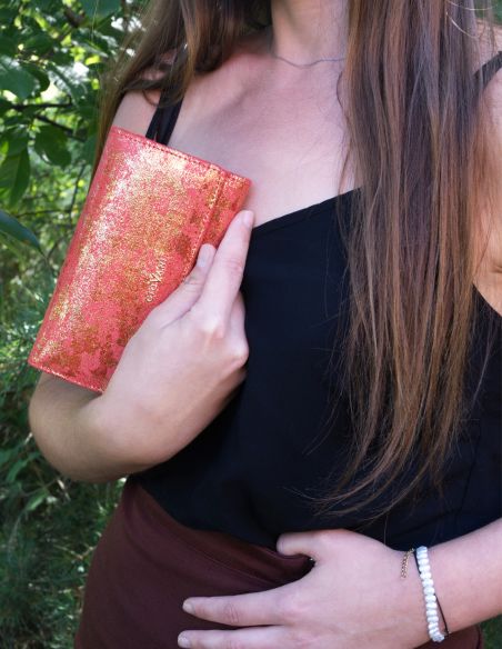 Skórzany portfel damski...