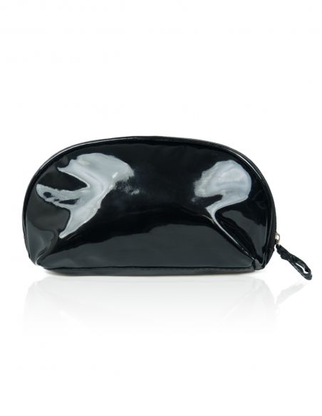 Lakierowana kosmetyczka...