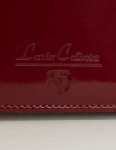 Skórzany portfel damski Vilori -...