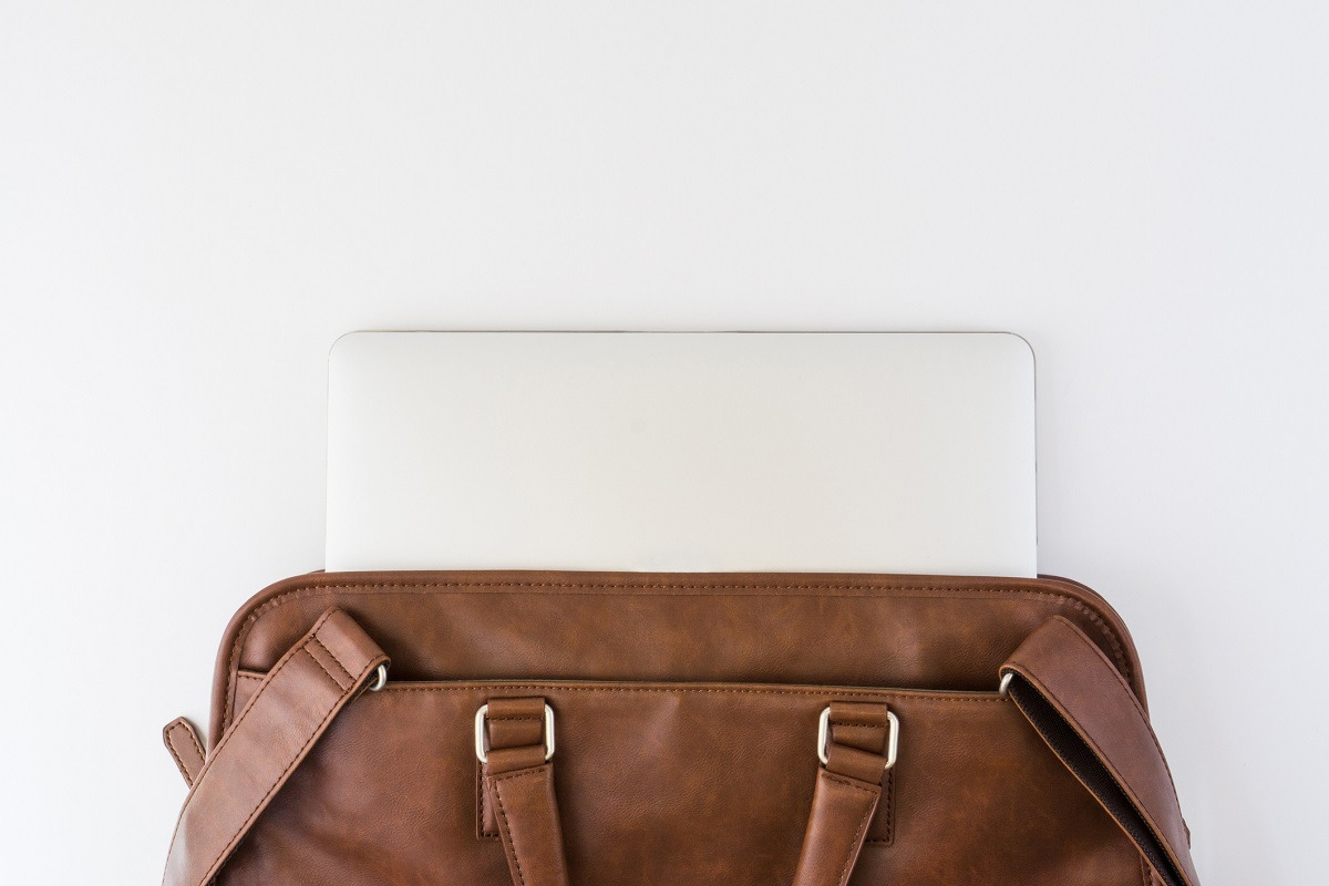 Czy skórzana torba to dobry wybór do trzymania laptopa?